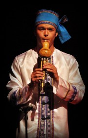 Louie Pixley Playing the Hulusi